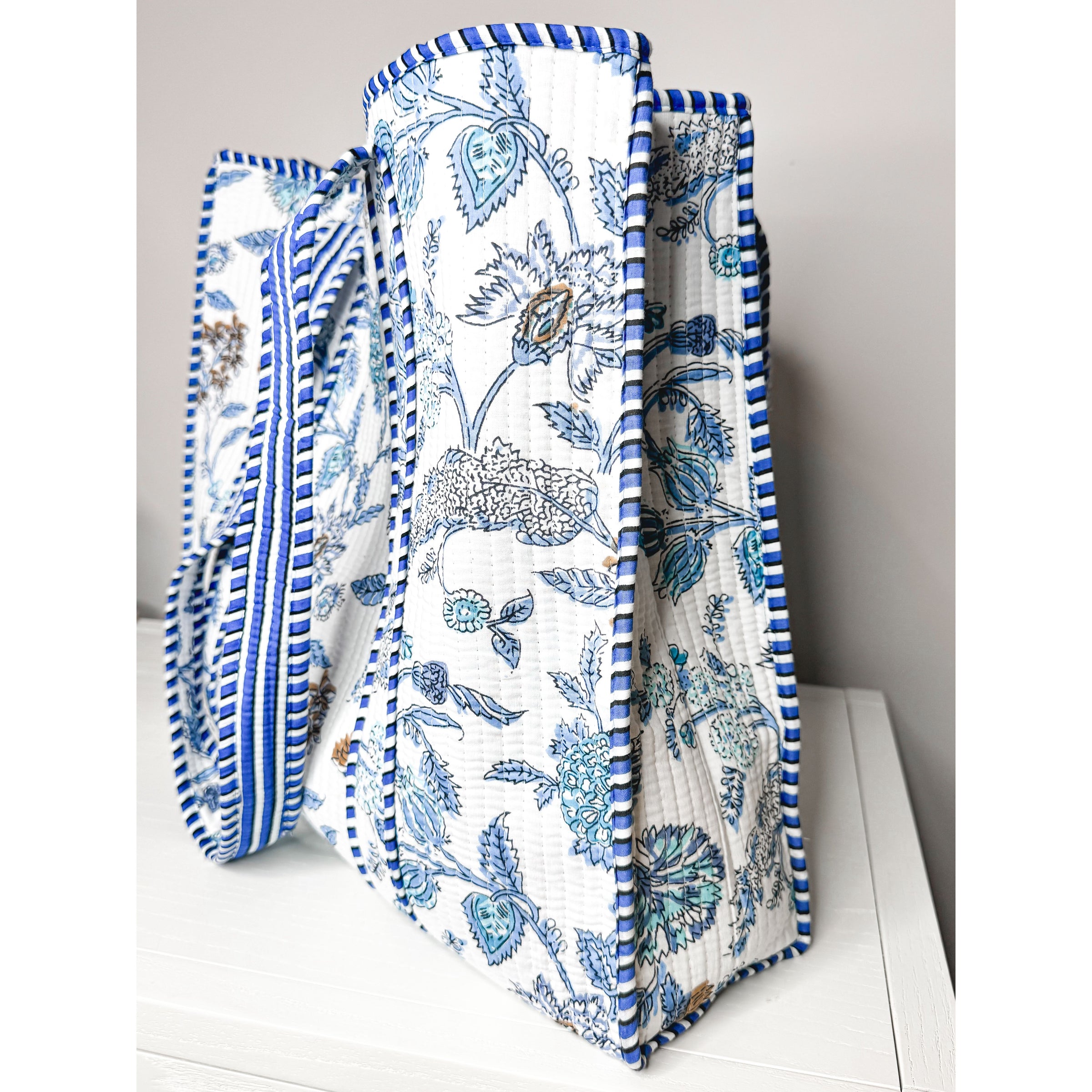 Kelsey Tote (Blue & White)
