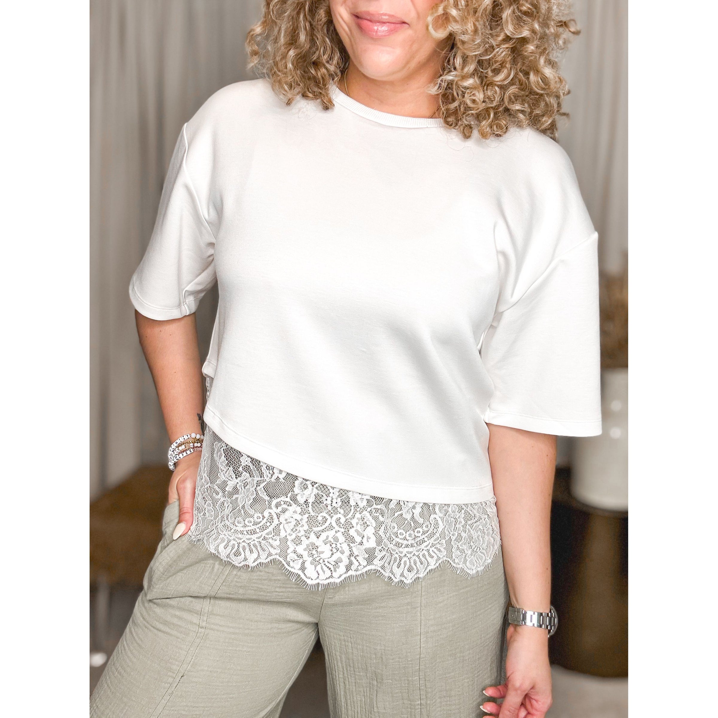 Reign Top