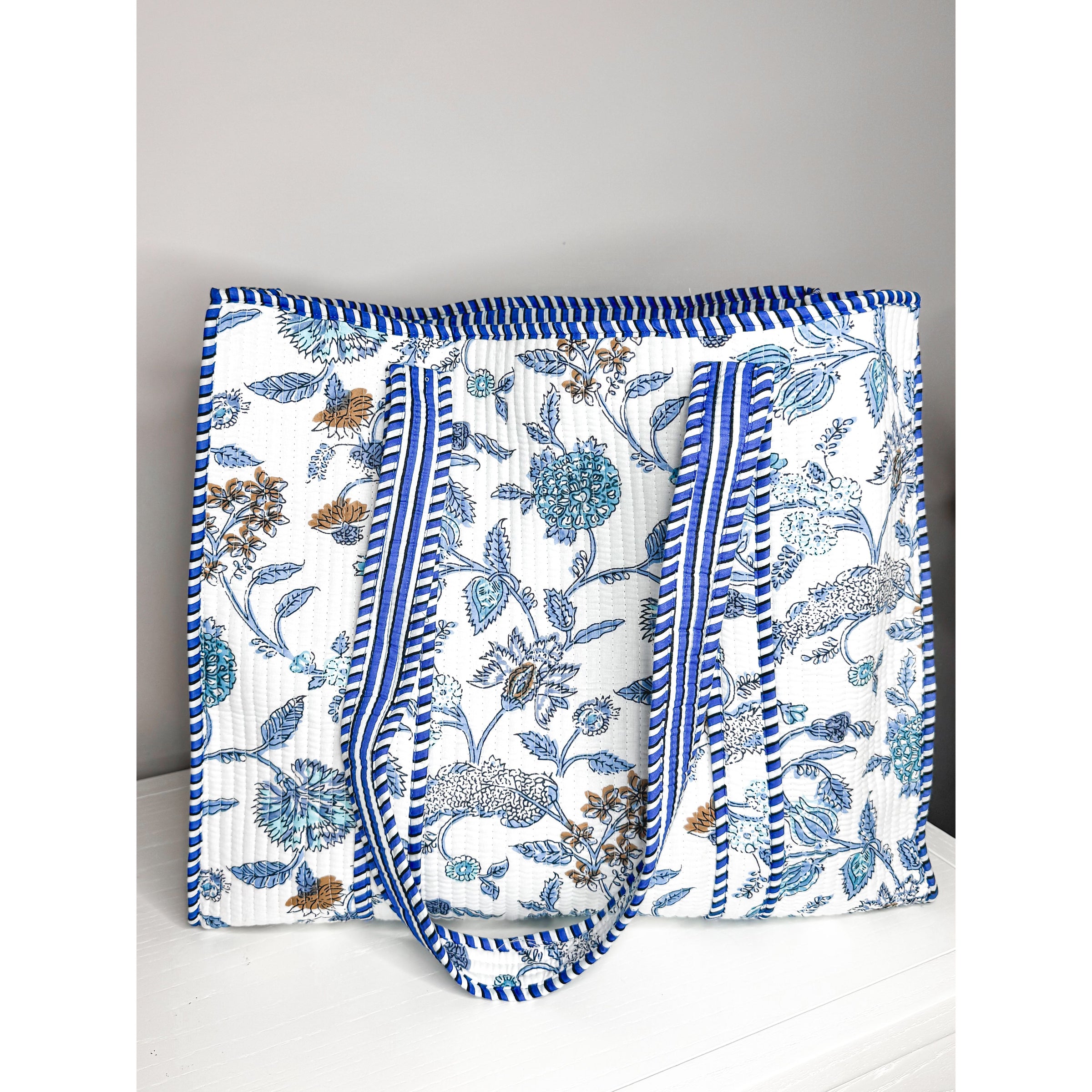 Kelsey Tote (Blue & White)